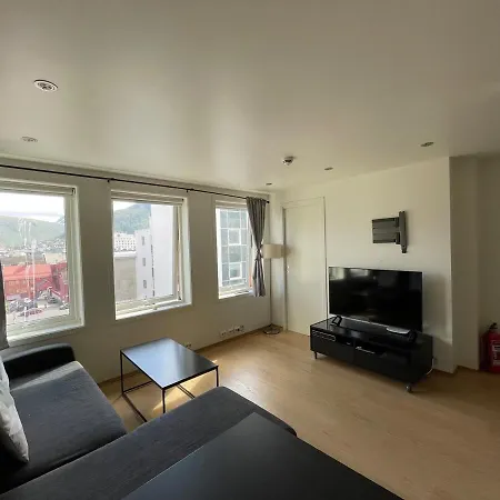 Arctic Aurora In The Heart Of Apartment Tromso